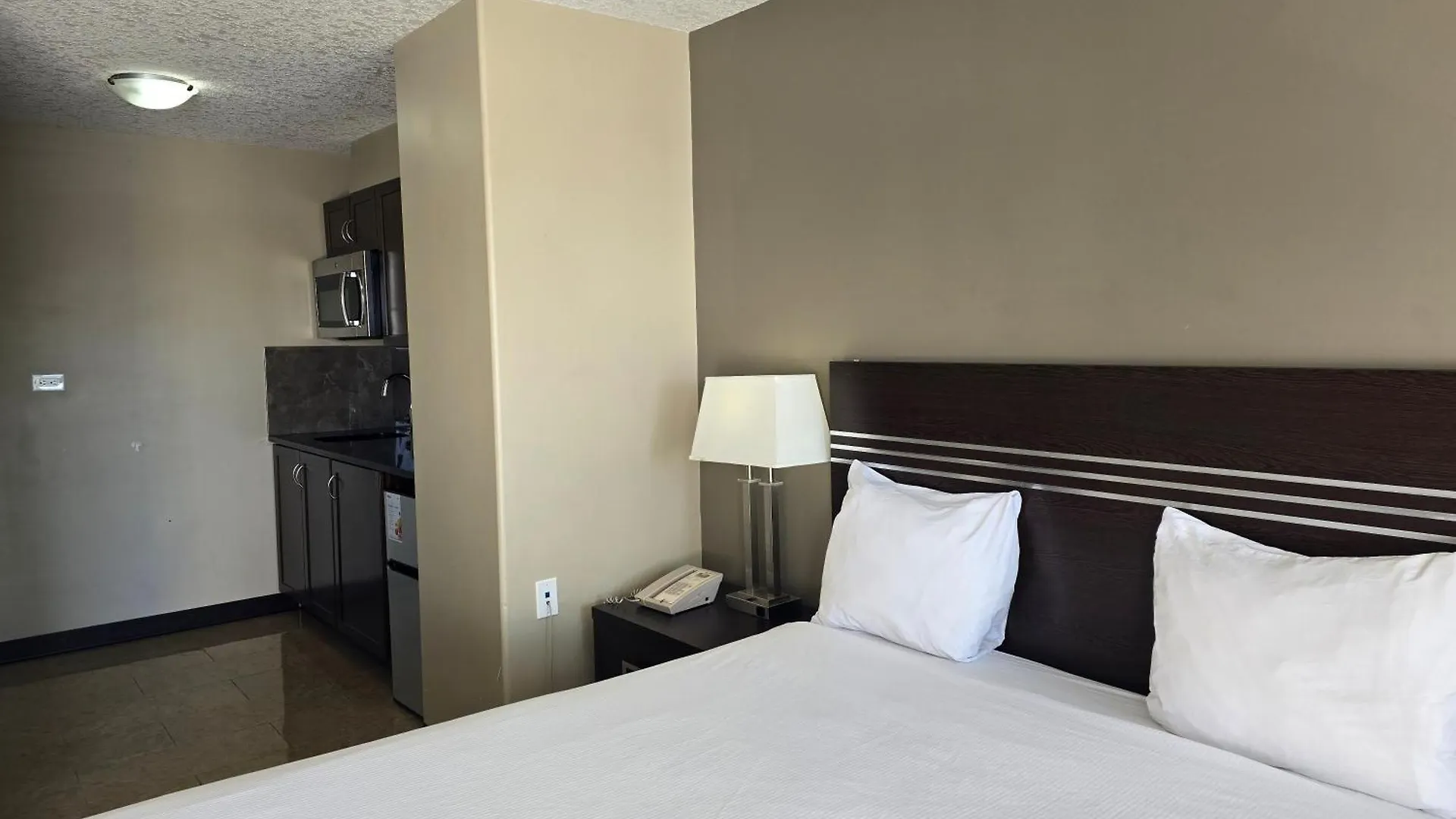Royal Lodge Edmonton